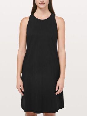 Lululemon Early Morning Dress in black Size 4 Women’s